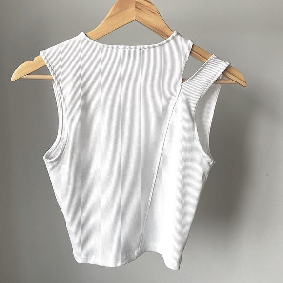 Dynamite White Sleeveless Ribbed Cutout Top - Picture 5 of 6